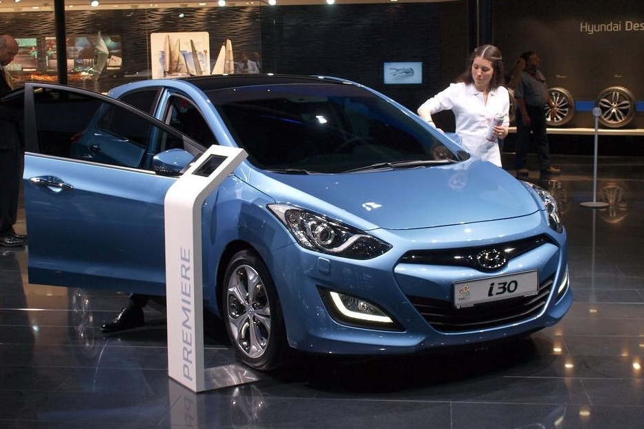 HYUNDAI GENESIS COUPE