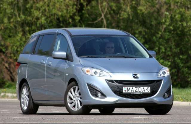 Azért a benzines az igazi! - Mazda5 teszt