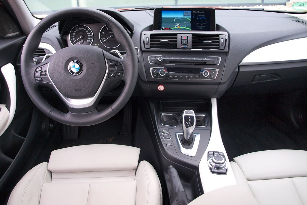 BMW 1-ES SOROZAT