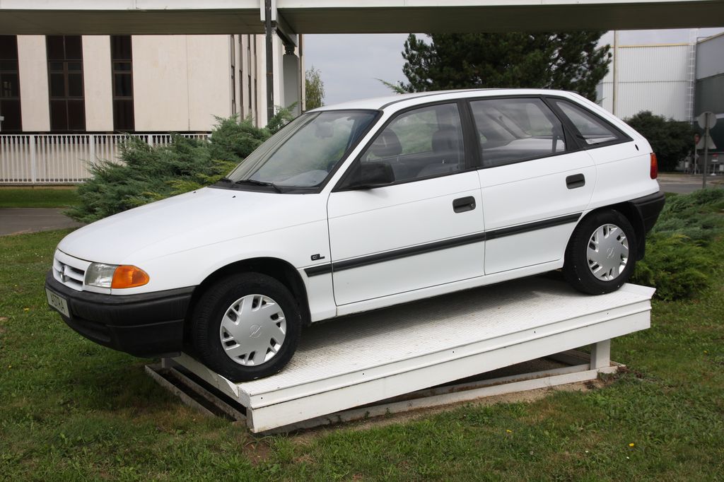 OPEL ASTRA