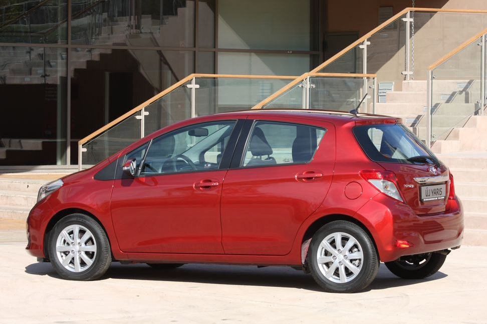 TOYOTA YARIS