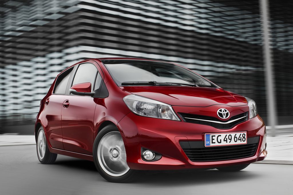 TOYOTA YARIS