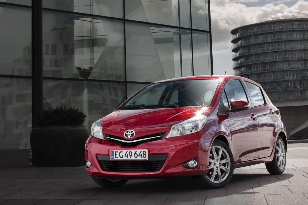 TOYOTA YARIS