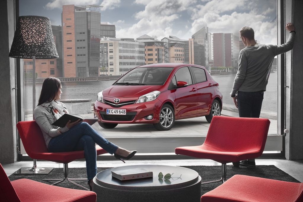 TOYOTA YARIS