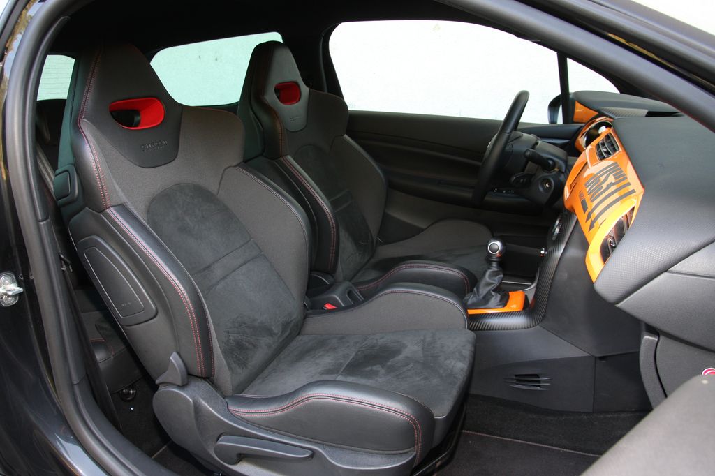 CITROEN DS3