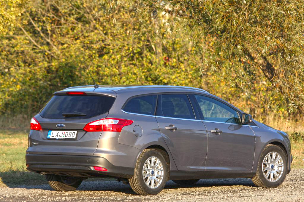 FORD FOCUS