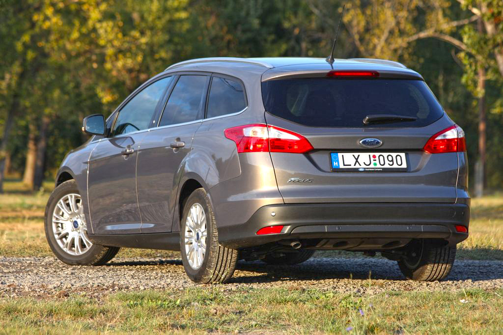 FORD FOCUS