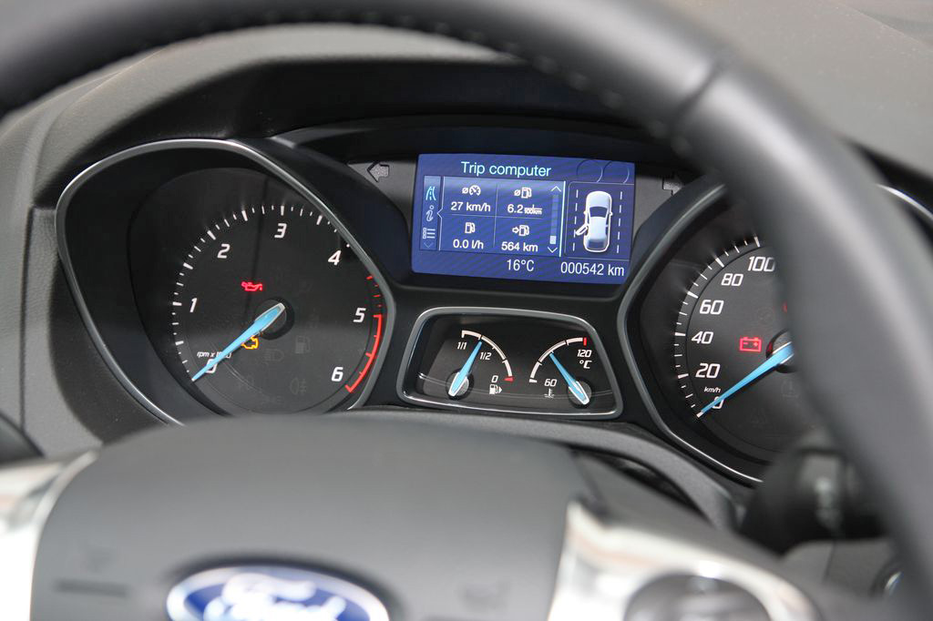 FORD FOCUS