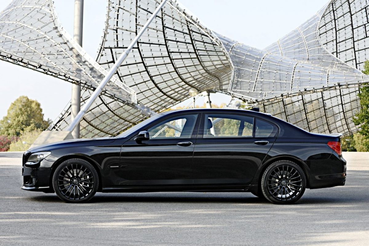 BMW 750