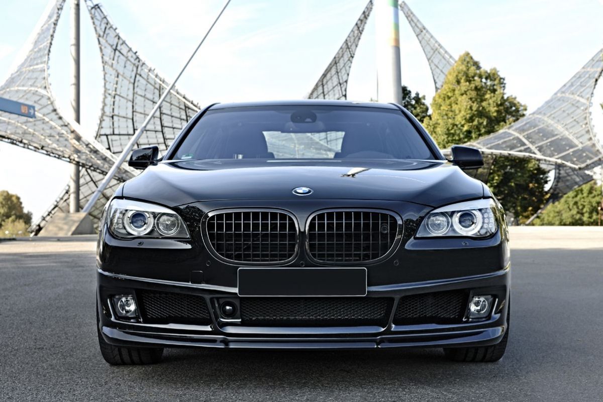 BMW 750