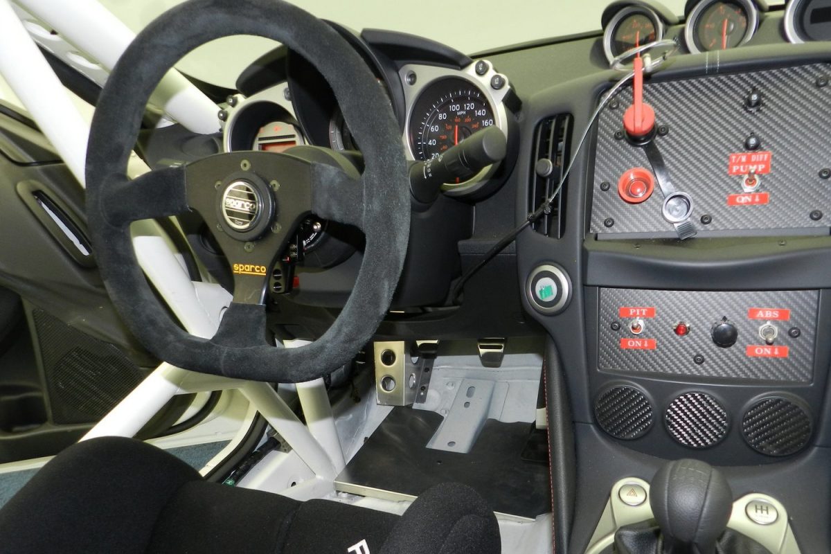 NISSAN 370 Z
