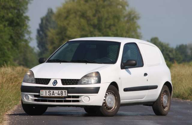 255 ezer km után is jó - Renault Clio használtan