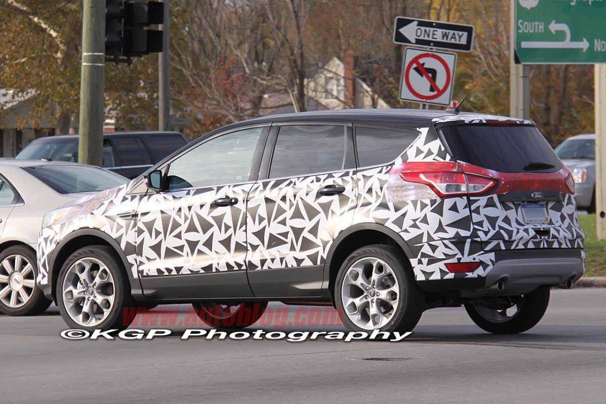 FORD KUGA