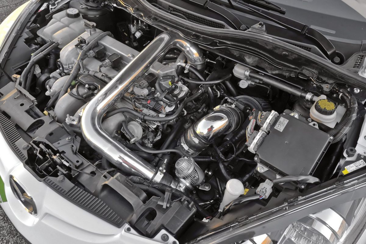 MAZDA 2