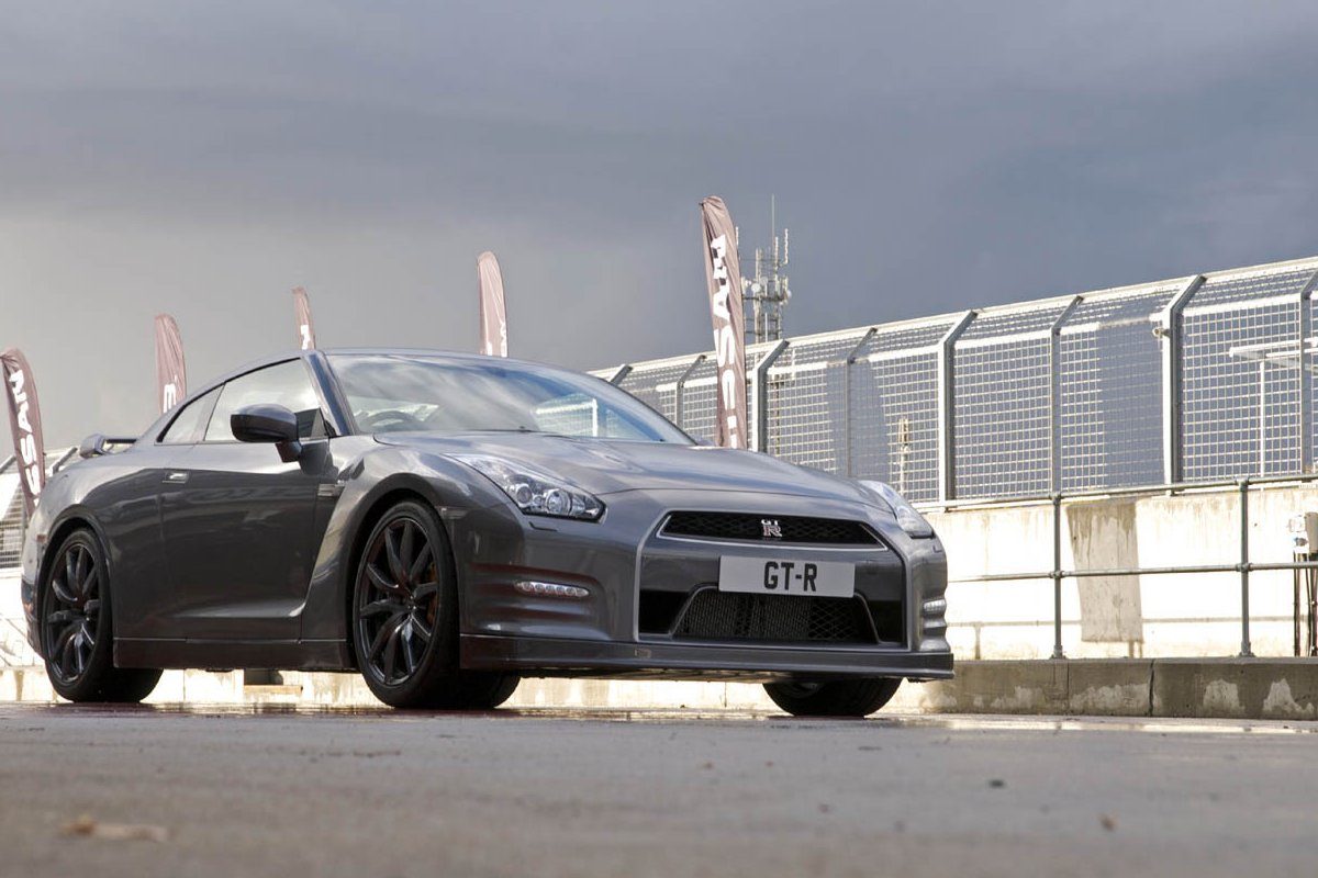 NISSAN 370 Z