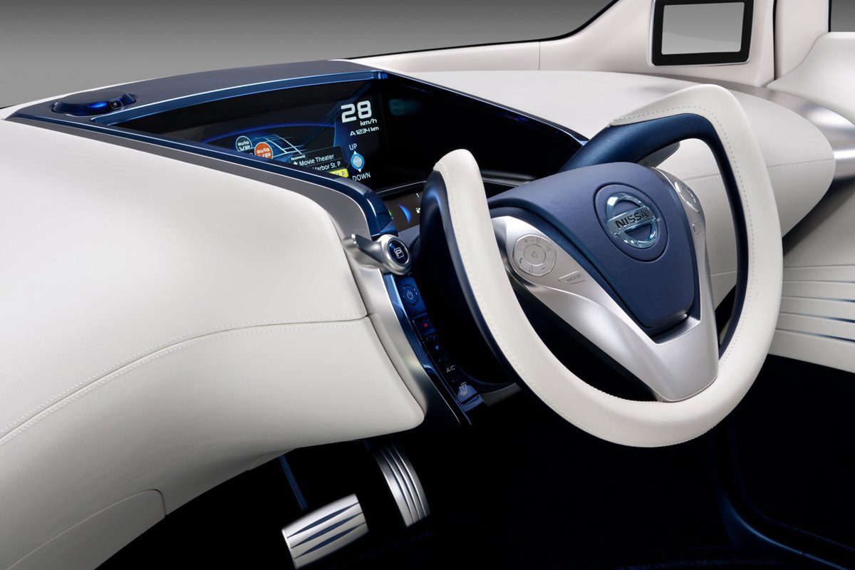 NISSAN NV200