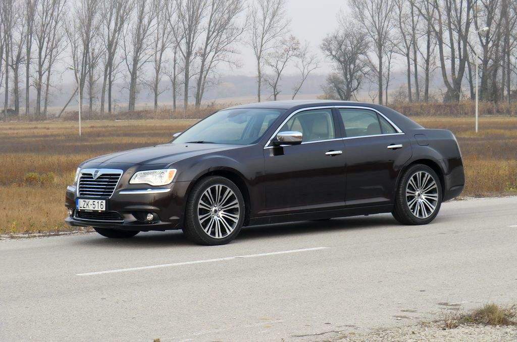 LANCIA THEMA