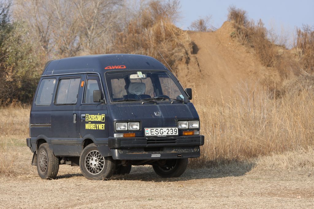 SUBARU LIBERO