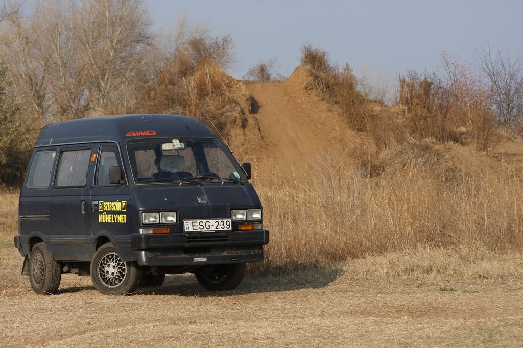 SUBARU LIBERO
