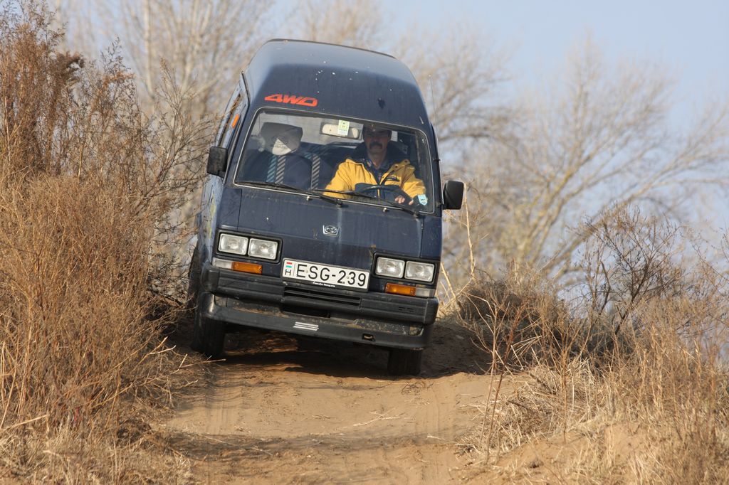 SUBARU LIBERO