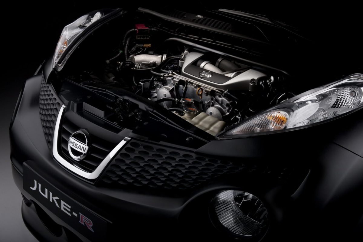 NISSAN GT-R