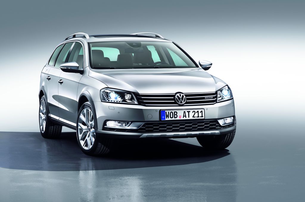 VOLKSWAGEN PASSAT