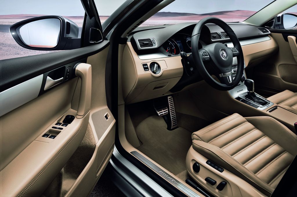 VOLKSWAGEN PASSAT