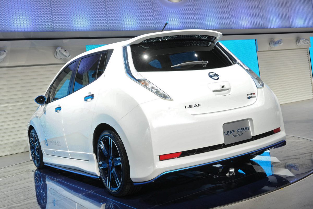 NISSAN LEAF