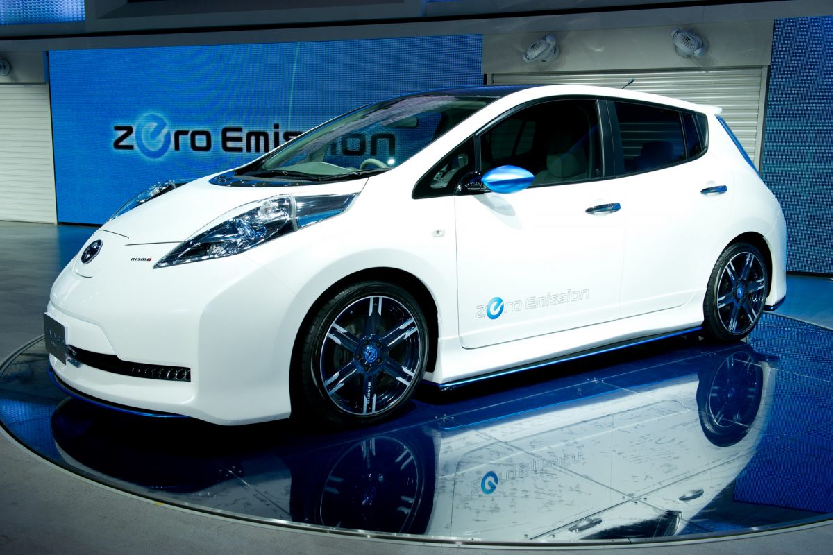 NISSAN LEAF