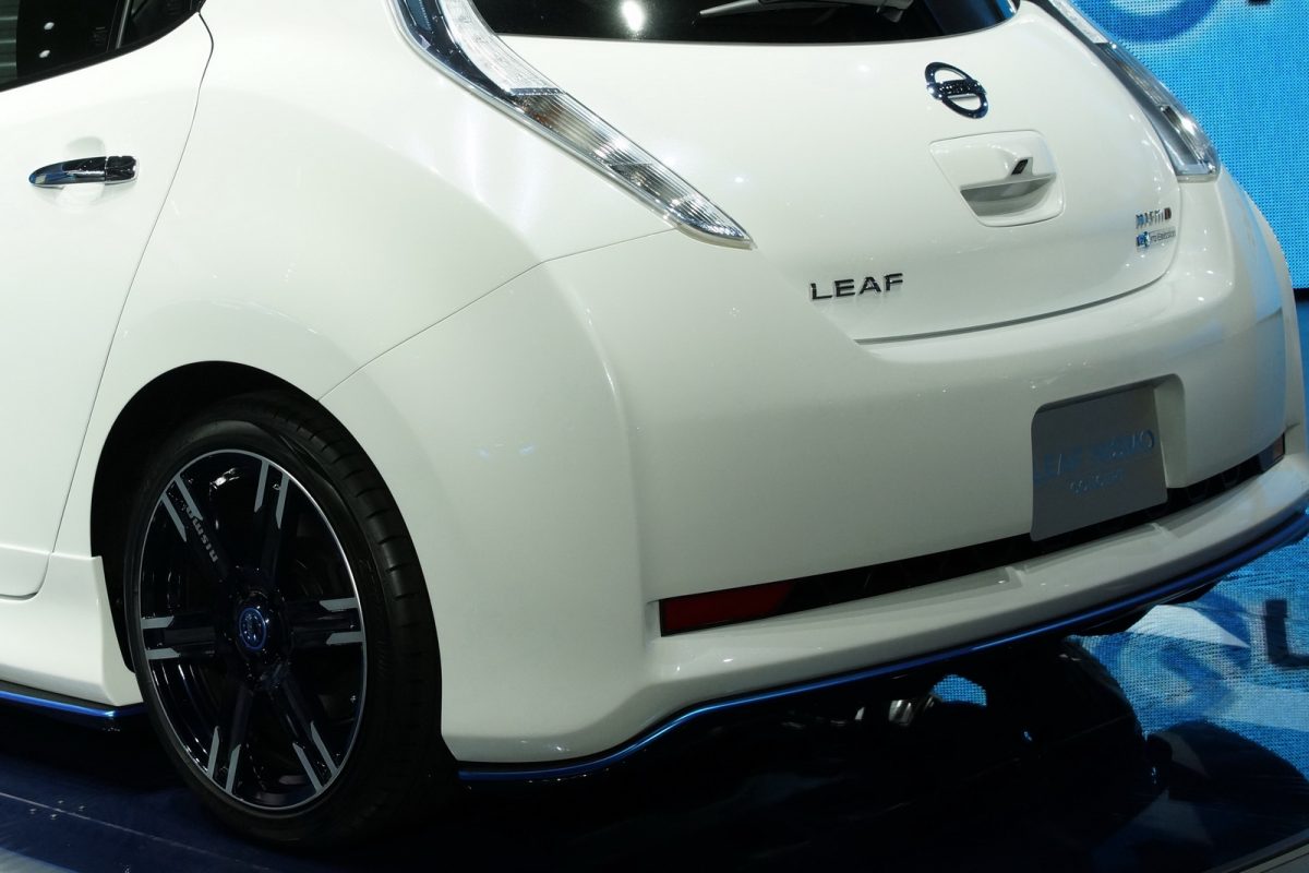 NISSAN LEAF