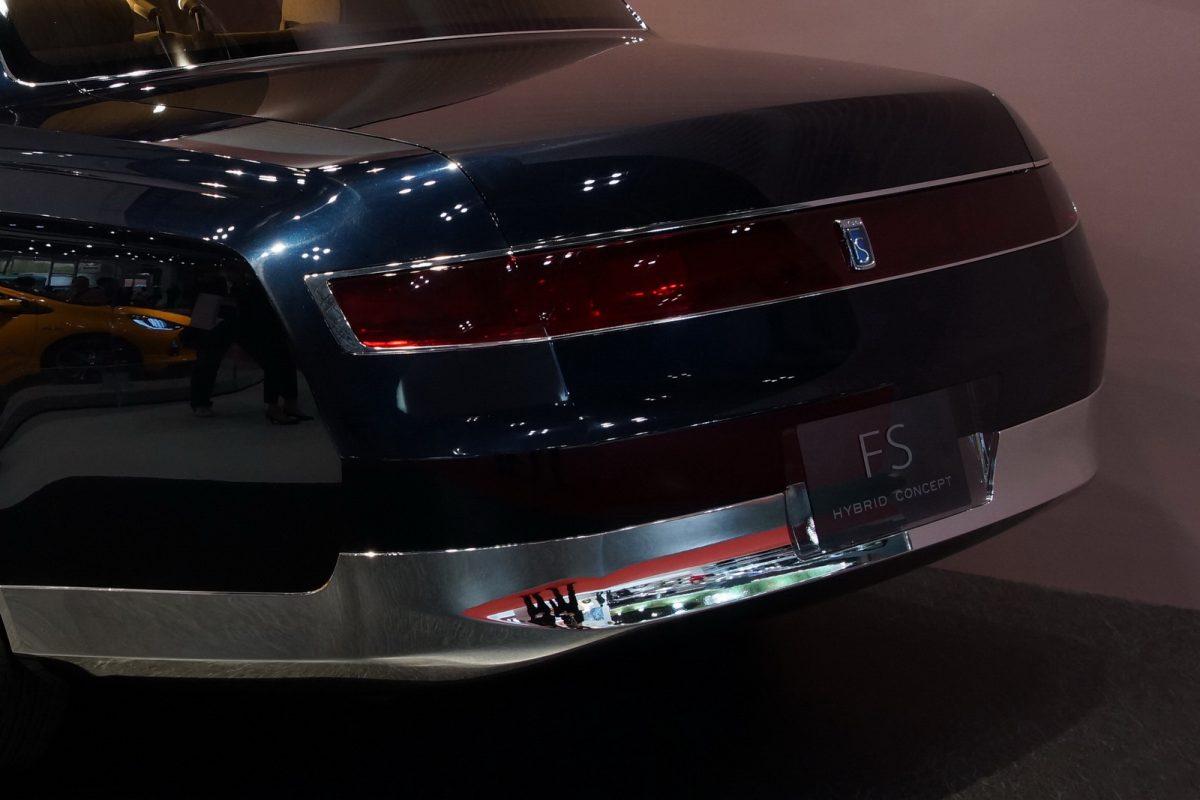TOYOTA CROWN