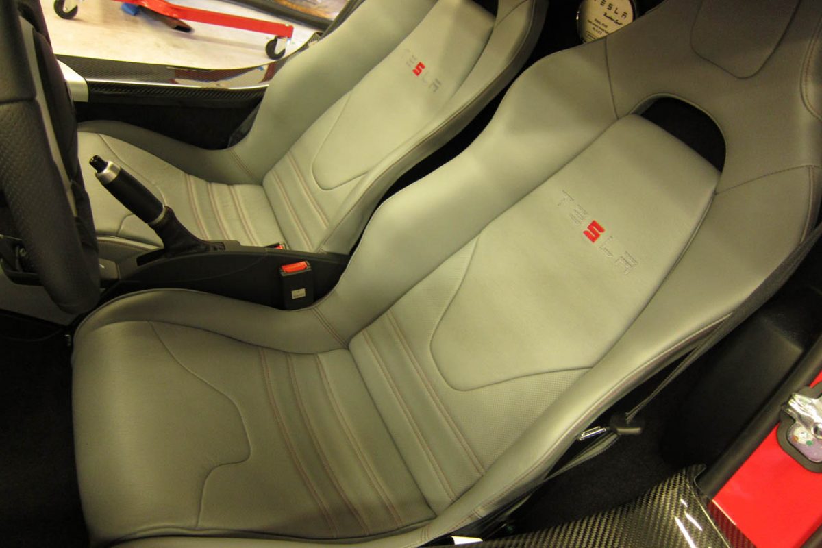 TESLA ROADSTER