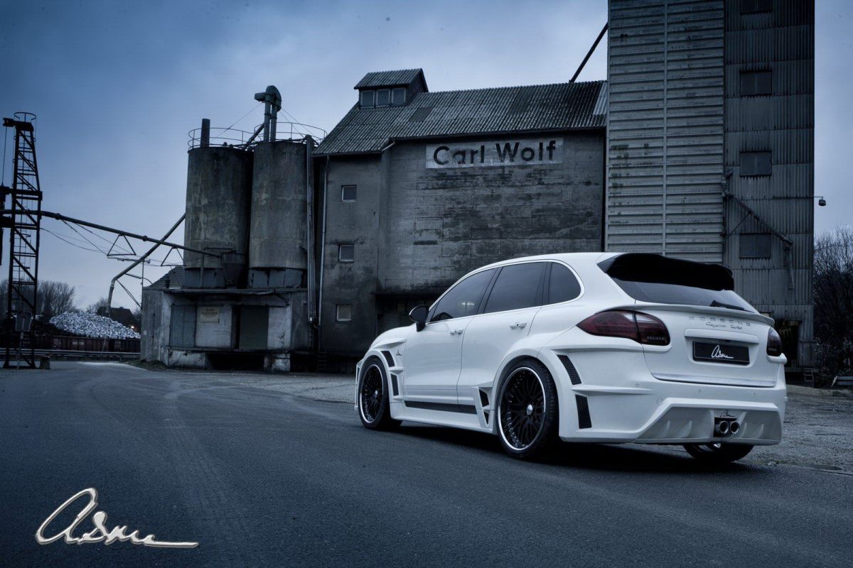 PORSCHE CAYENNE