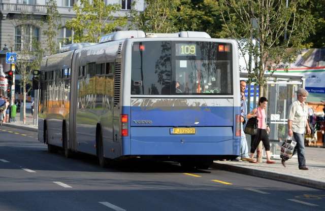 Anyázás és ökölrázás a Károly körúton