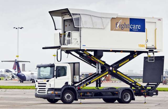 Földön repül a Scania