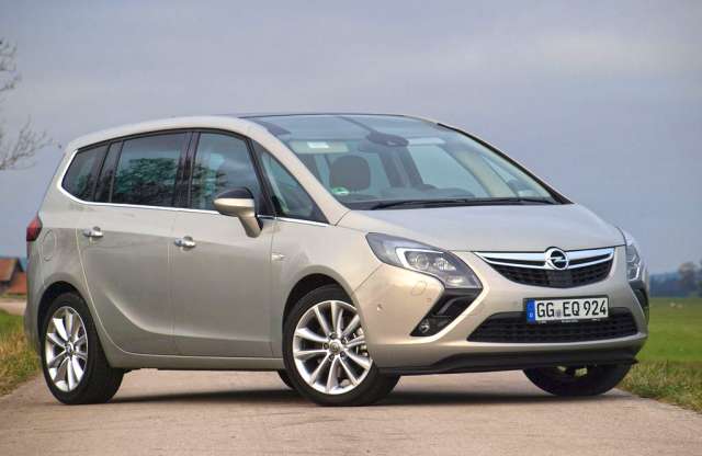 Flex-szel vág fel az Opel: Zafira Tourer miniteszt