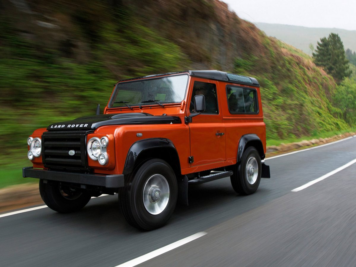 LAND ROVER DEFENDER