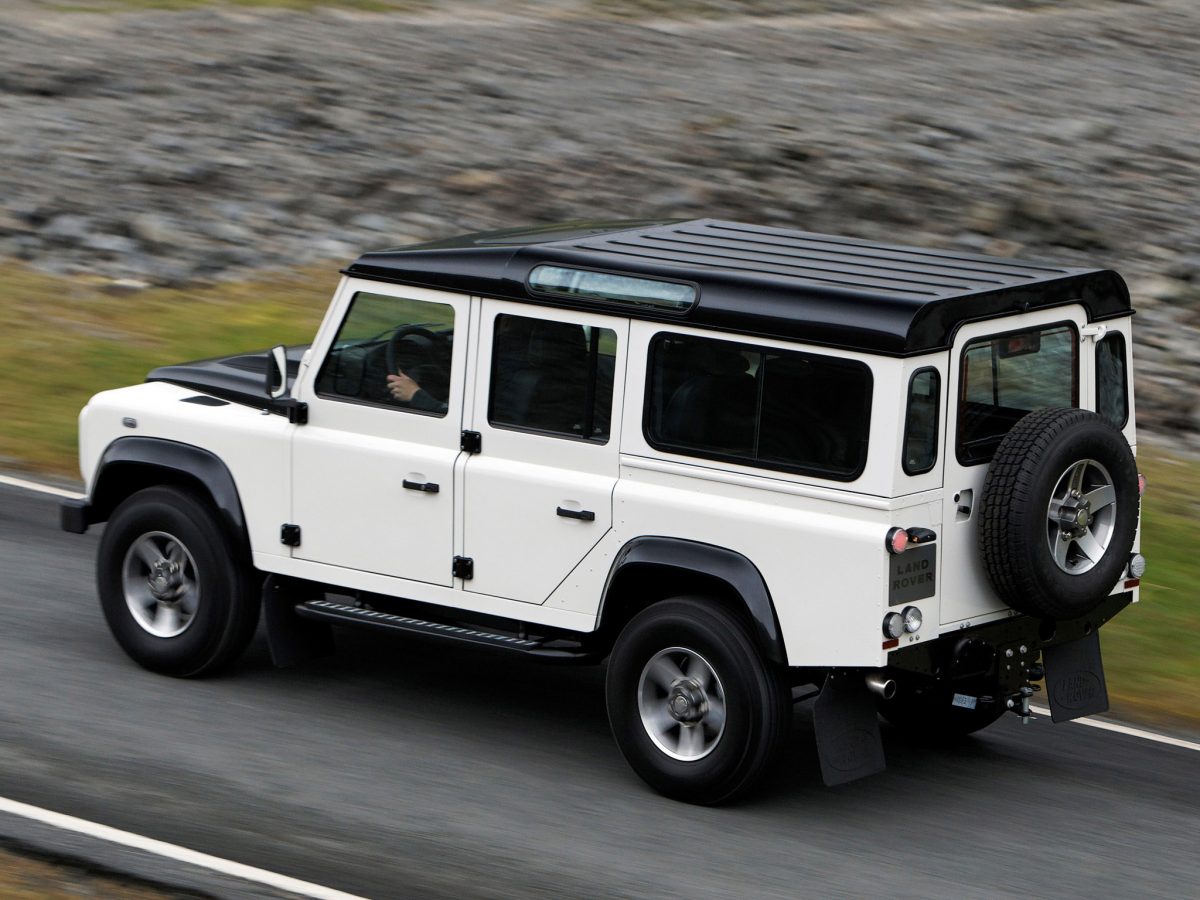 LAND ROVER DEFENDER