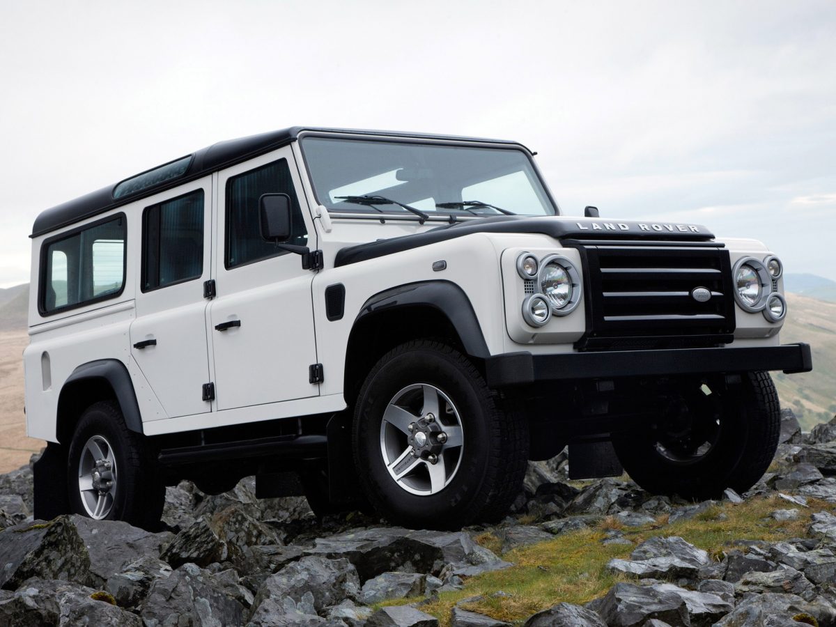 LAND ROVER DEFENDER