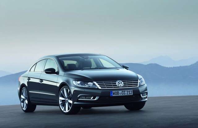 Új arc a Volkswagen Passat CC-n
