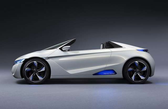 Tesla ellenfél a Hondától