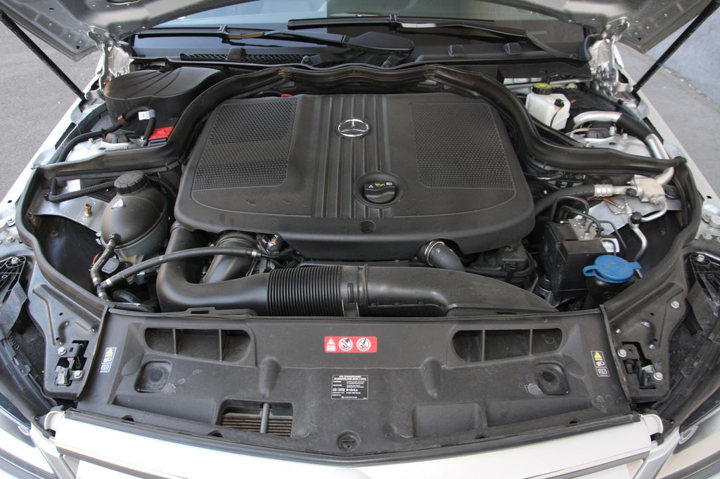 MERCEDES-BENZ