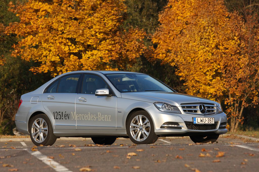 MERCEDES-BENZ