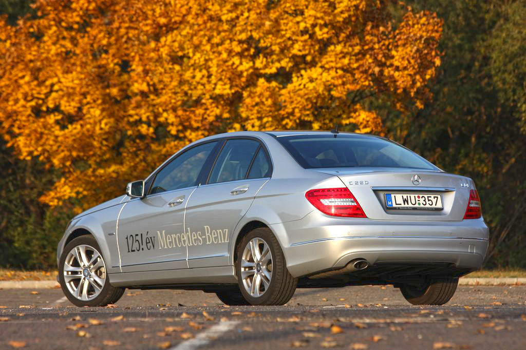 MERCEDES-BENZ