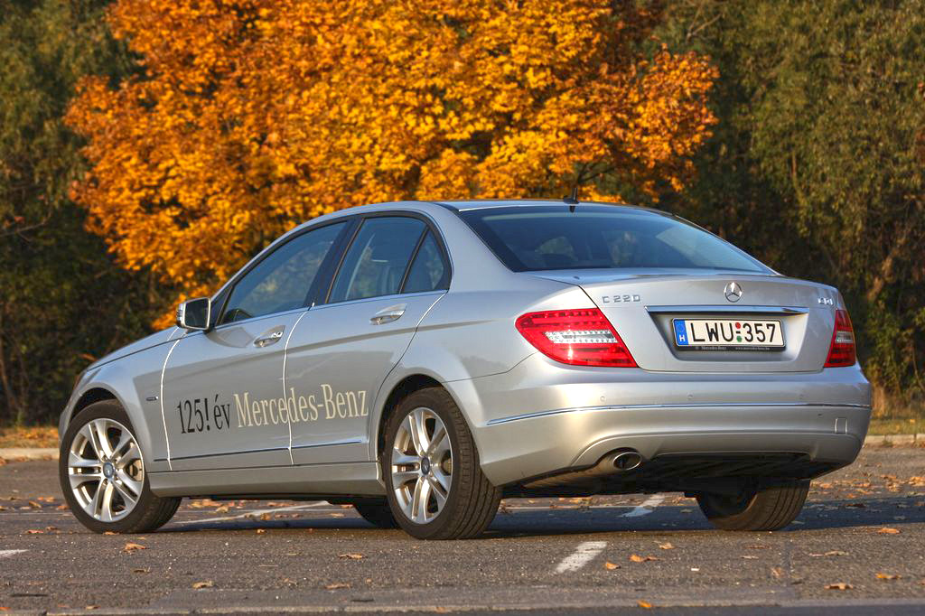MERCEDES-BENZ