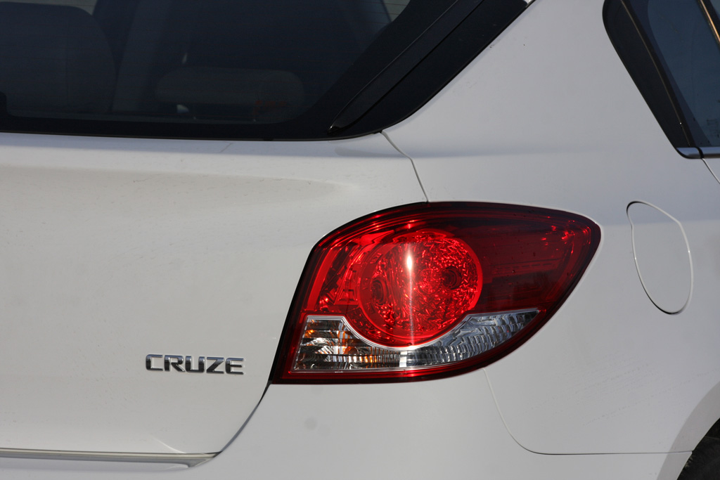CHEVROLET CRUZE