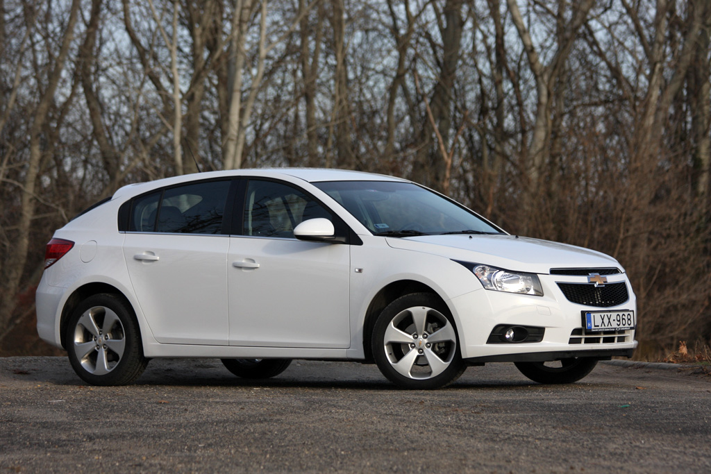 CHEVROLET CRUZE