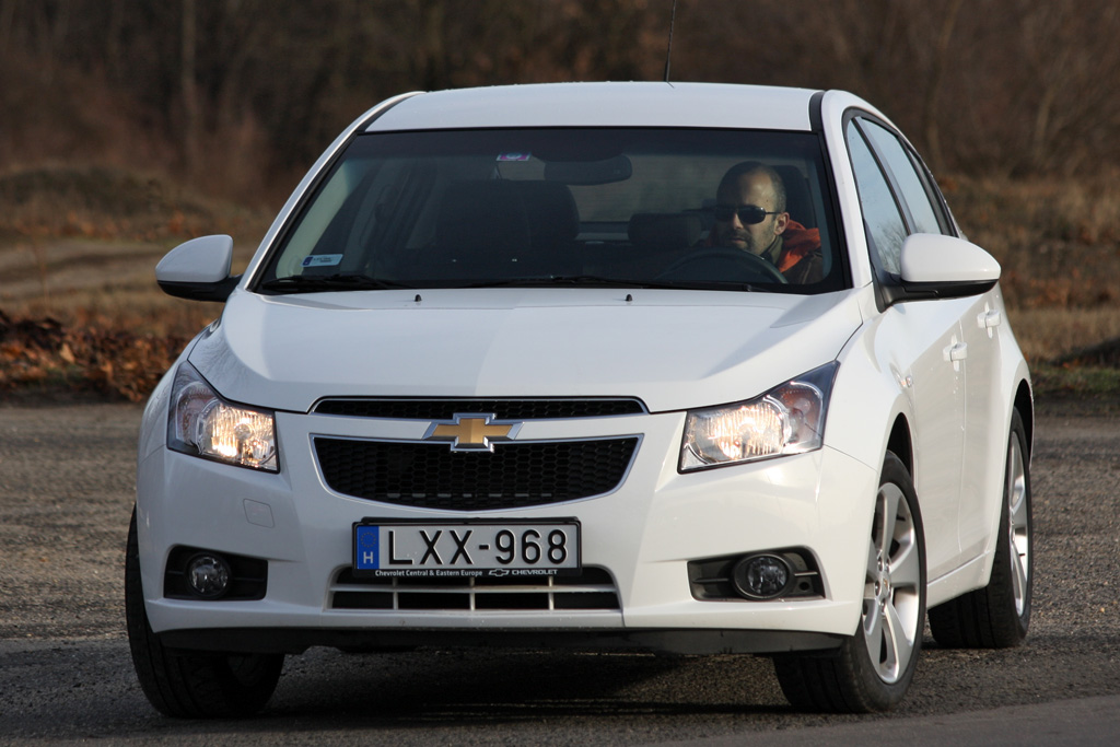 CHEVROLET CRUZE