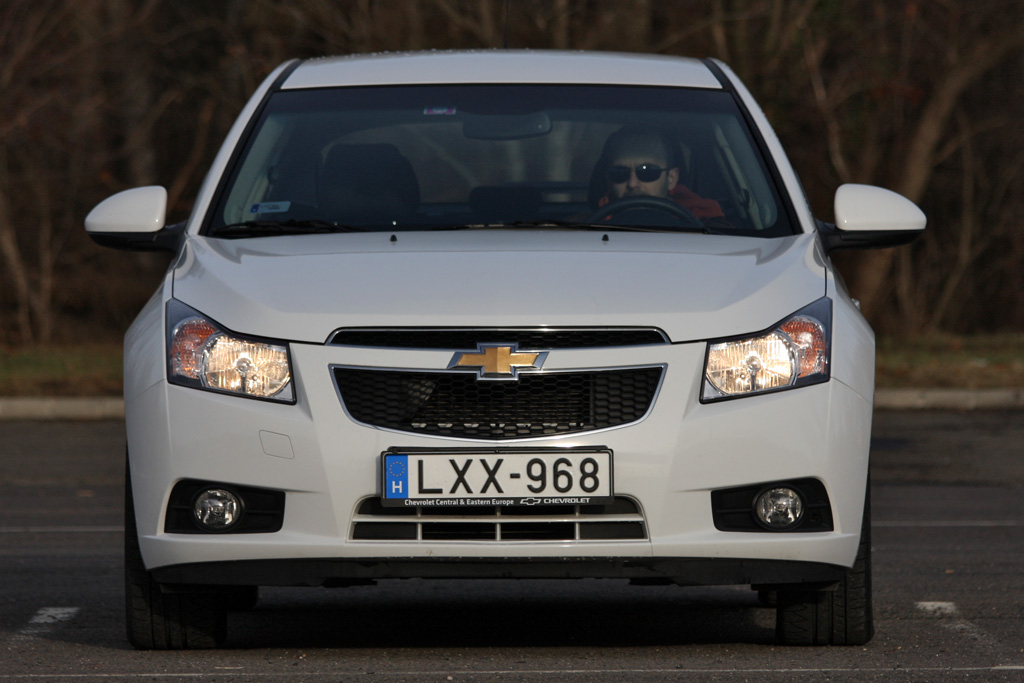 CHEVROLET CRUZE
