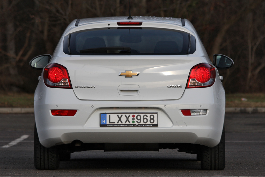 CHEVROLET CRUZE